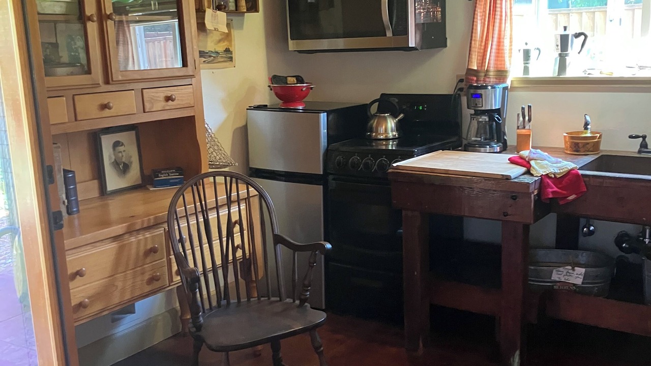 Photo of Kitchen in Roseway