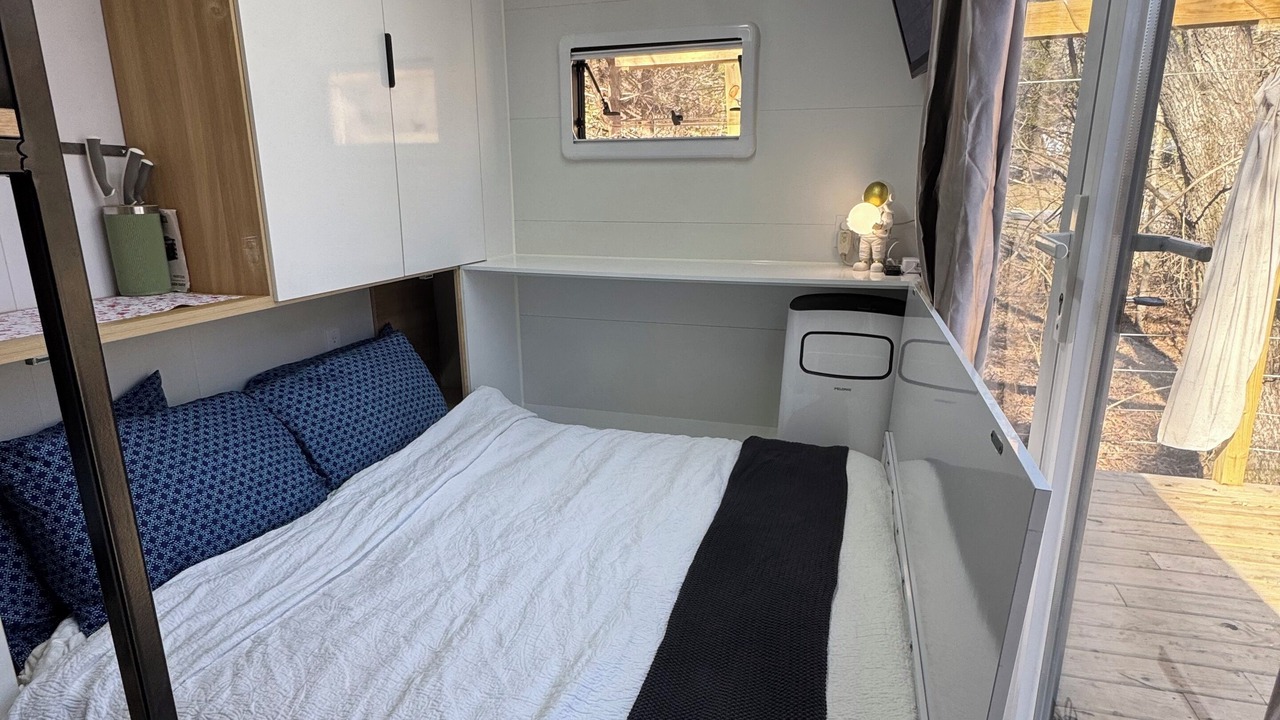 Photo of Bedroom in Goreville