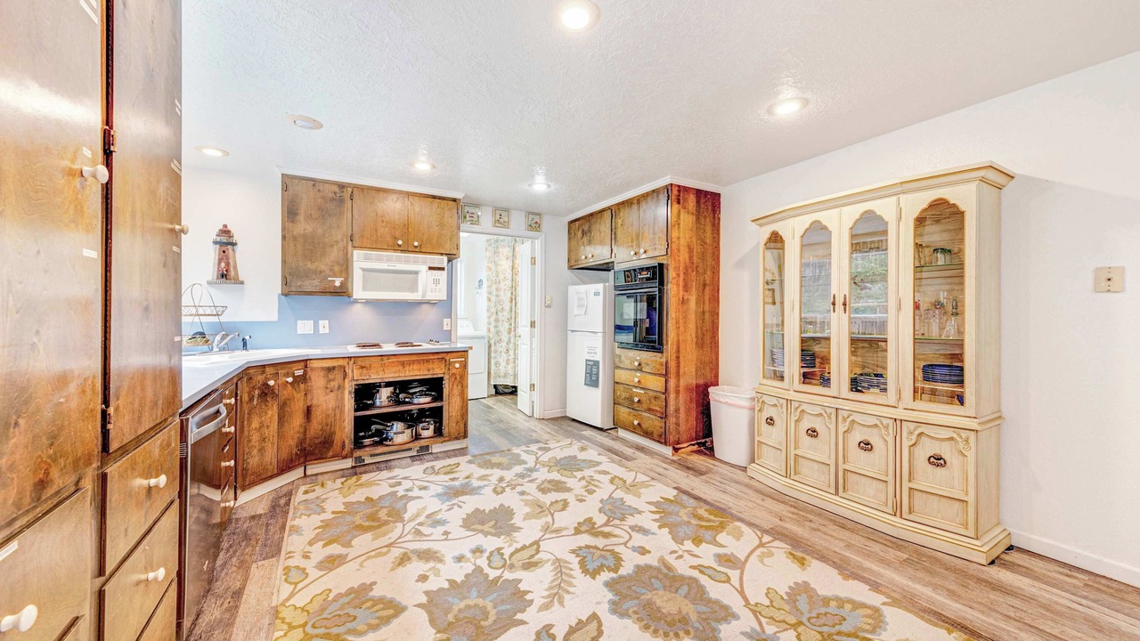Photo of Kitchen in Sandpiper Village
