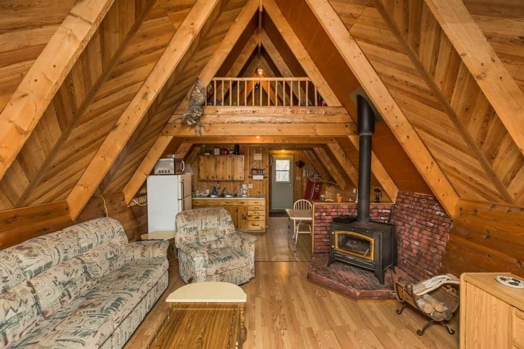 Photo of Livingroom in Division No. 11