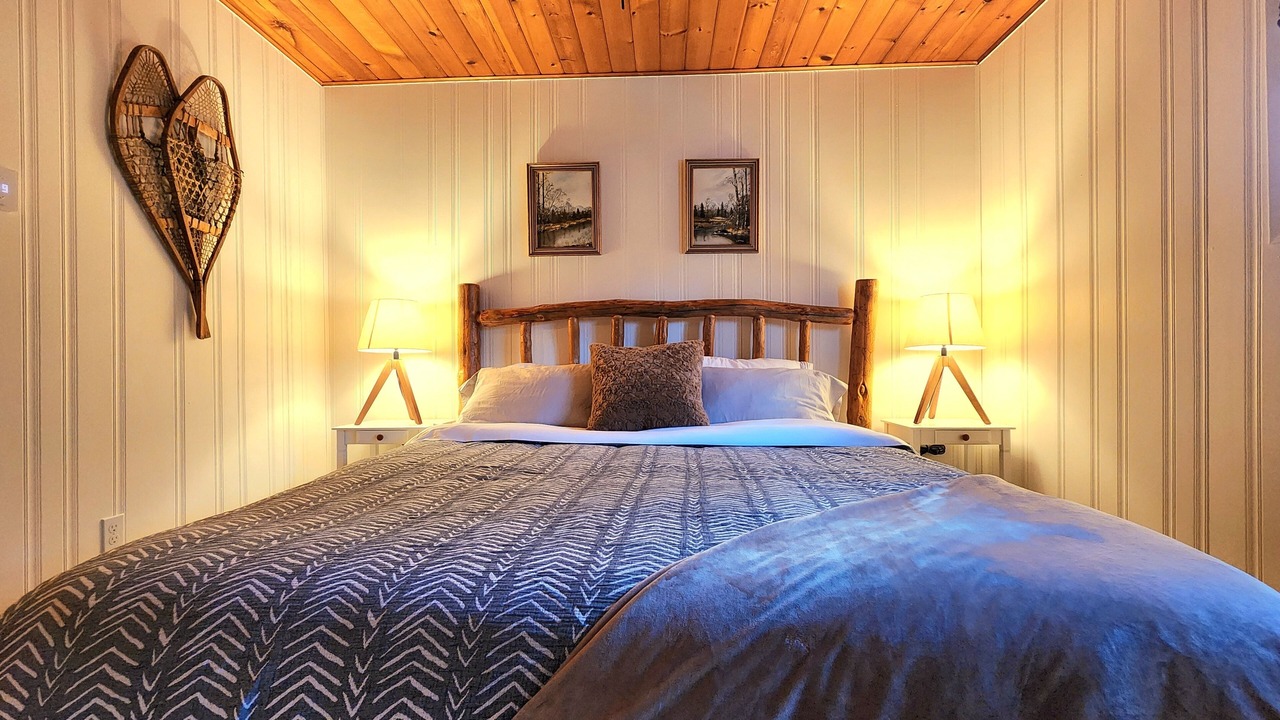Photo of Bedroom in Grand Marais