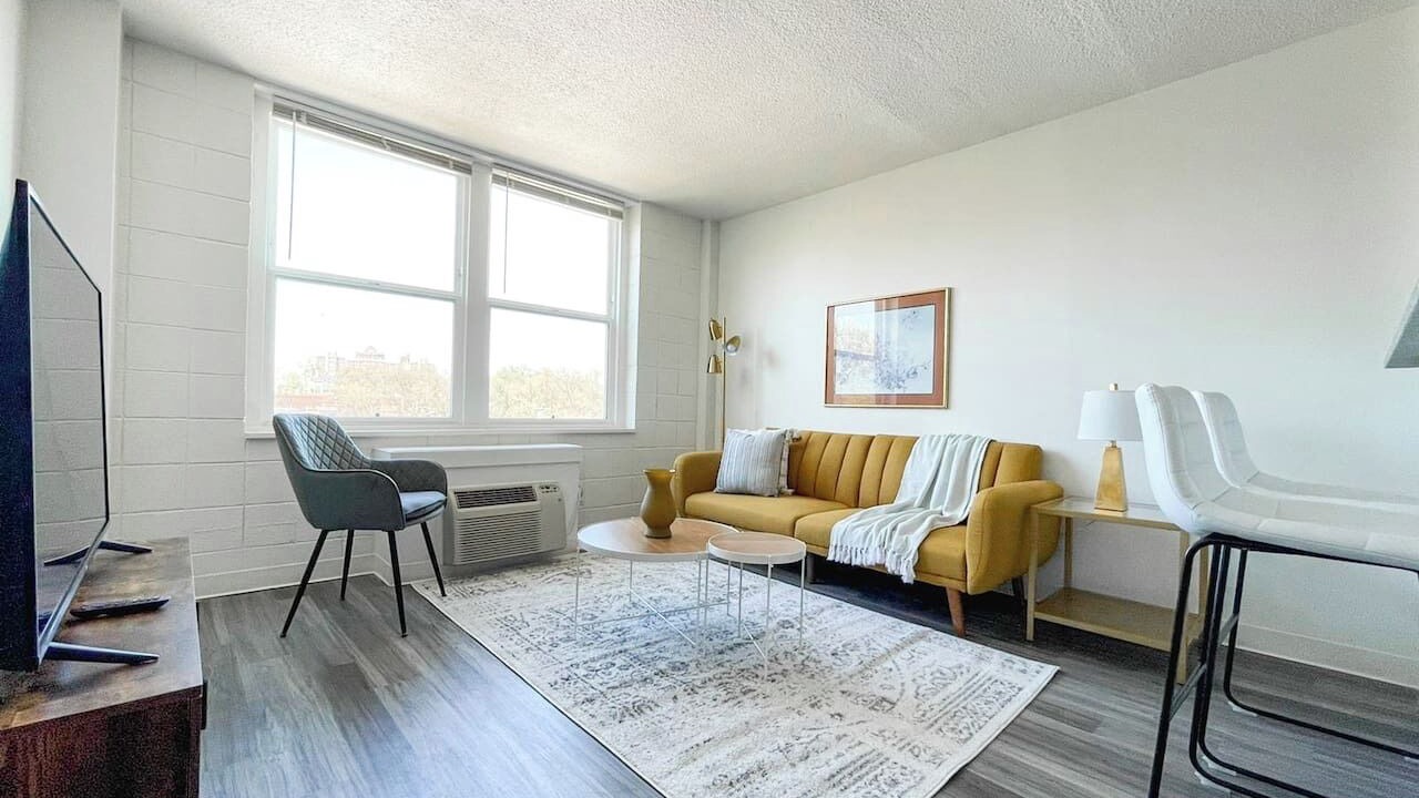 Photo of Livingroom in Corryville