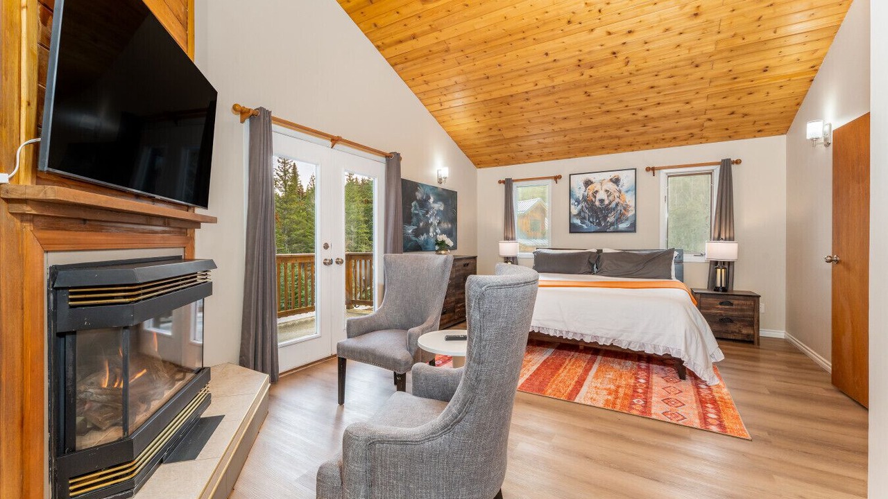 Photo of Bedroom in Jasper East