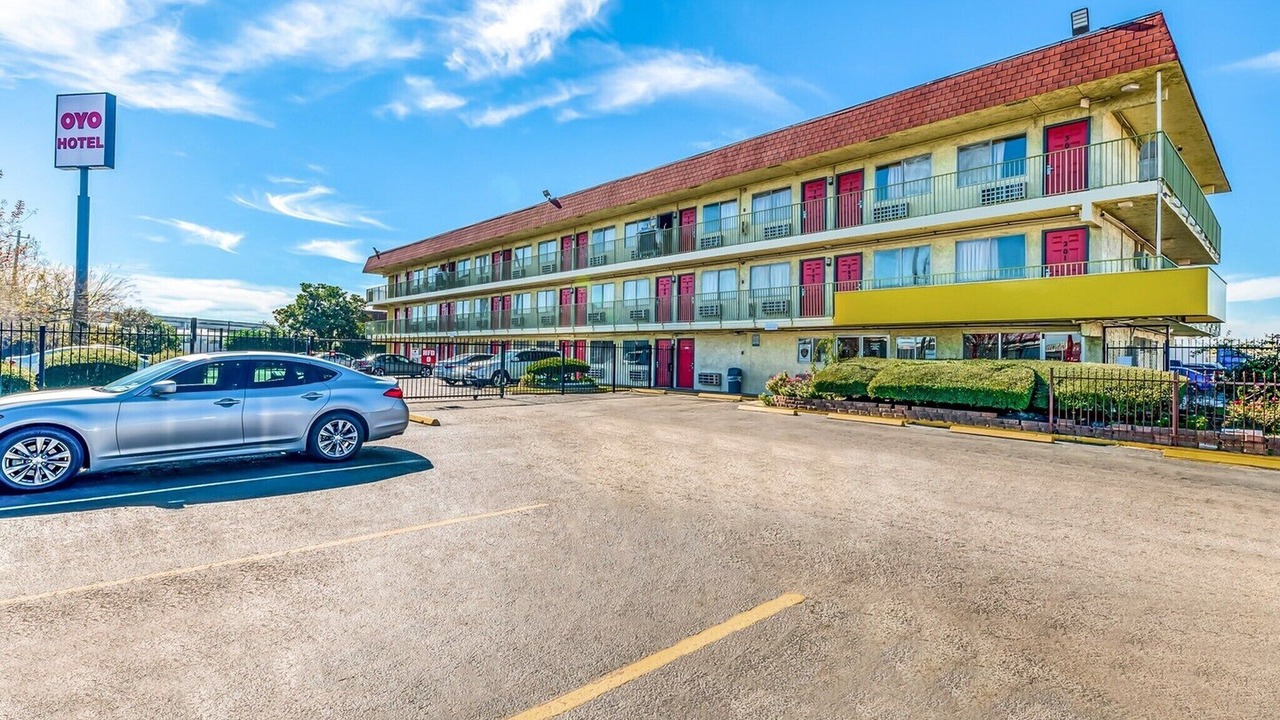 Photo of Outdoor in Clodine