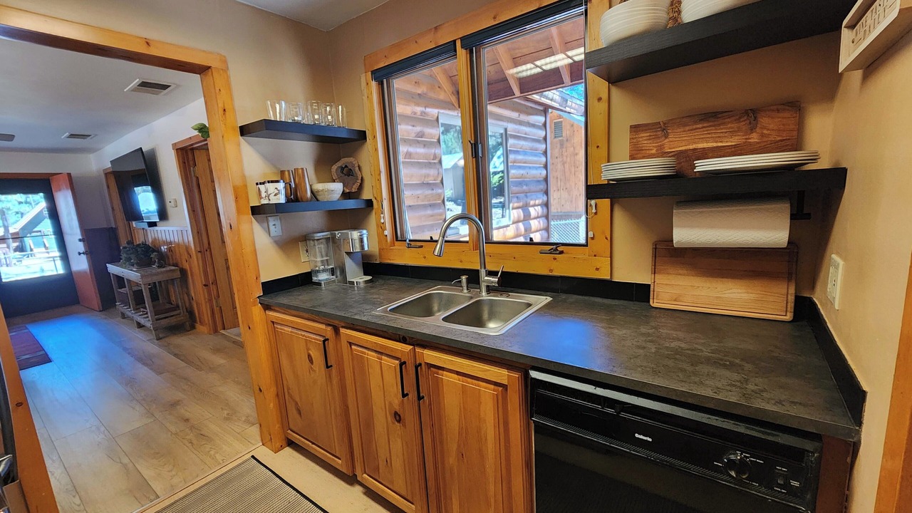 Photo of Kitchen in Big Bear City