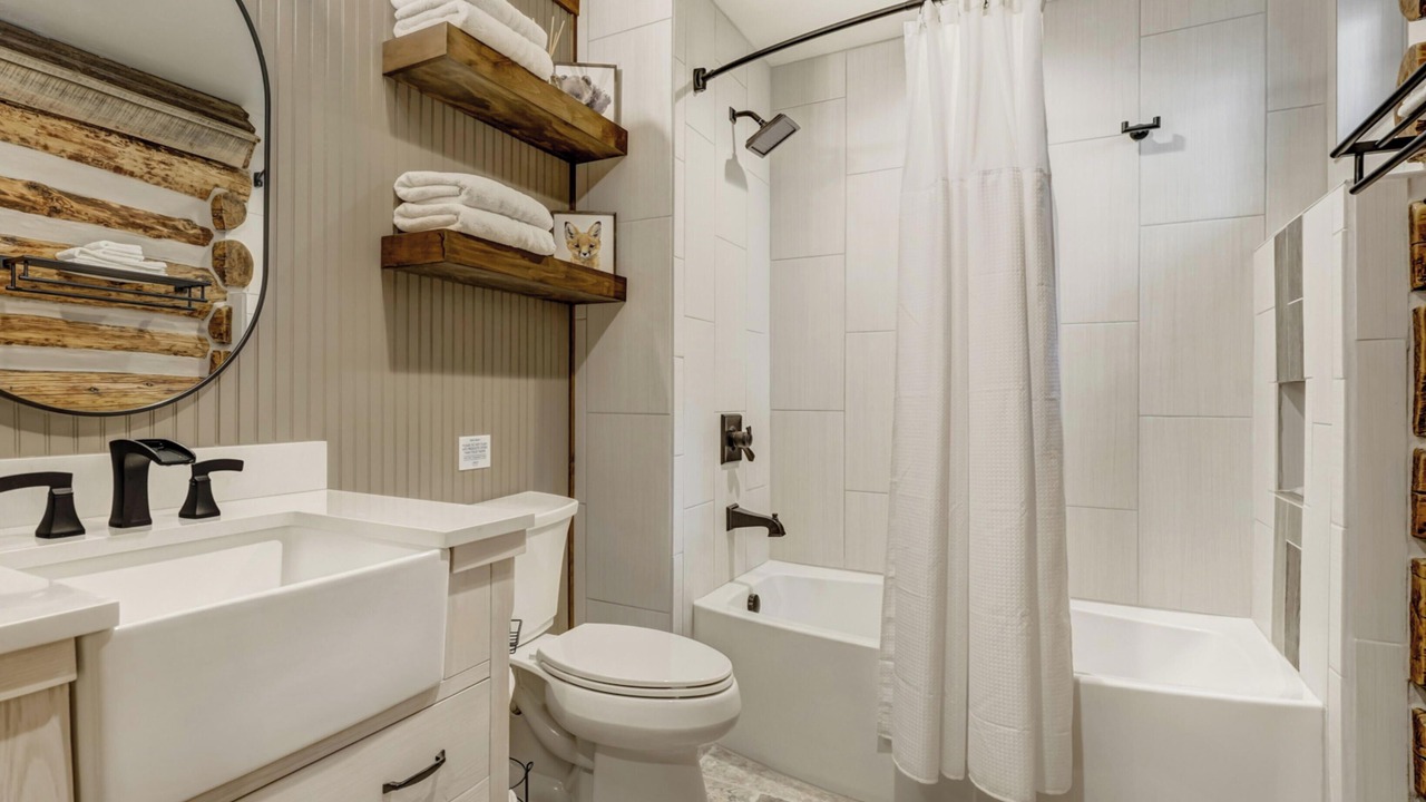 Photo of Bathroom in Woodland Park