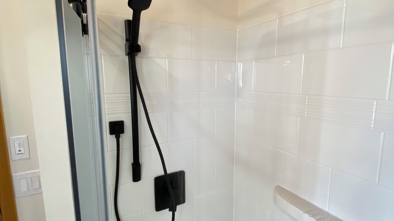 Photo of Bathroom in Beaconia