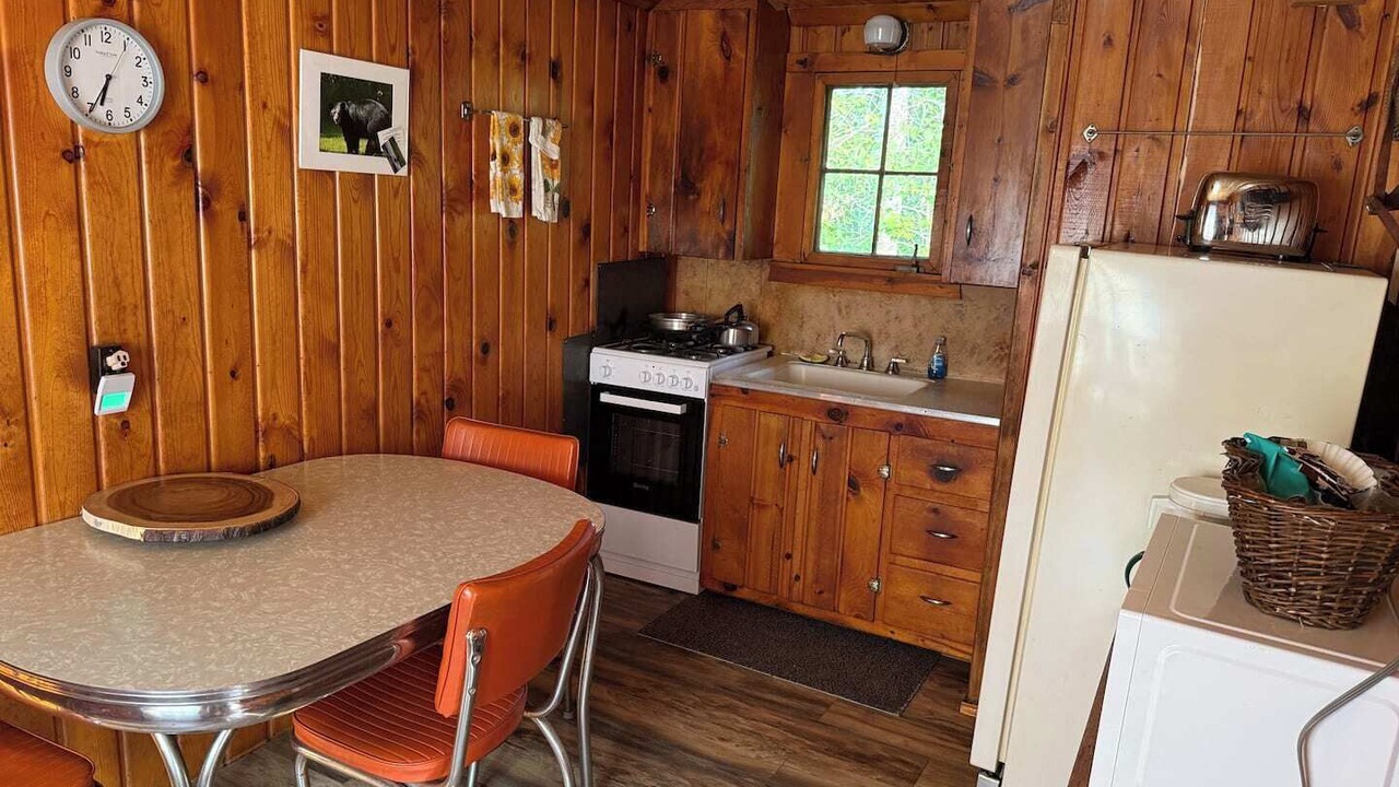 Photo of Kitchen in Grayling