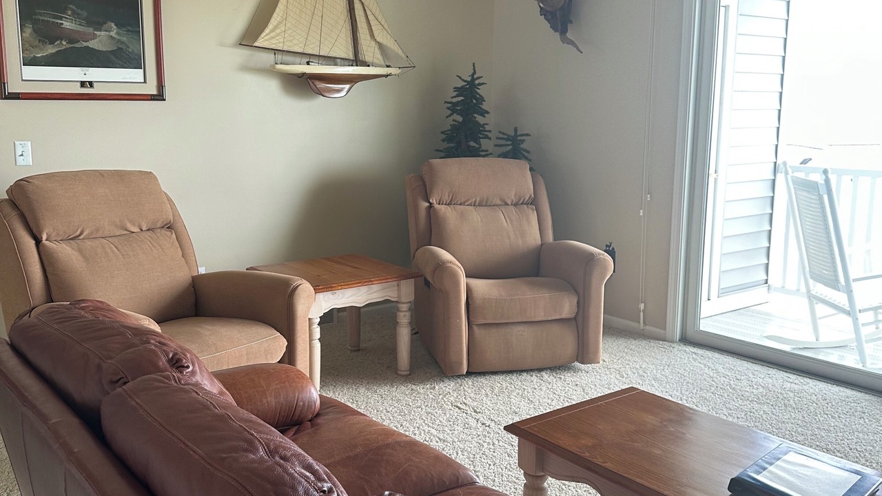 Photo of Livingroom in Mackinaw City