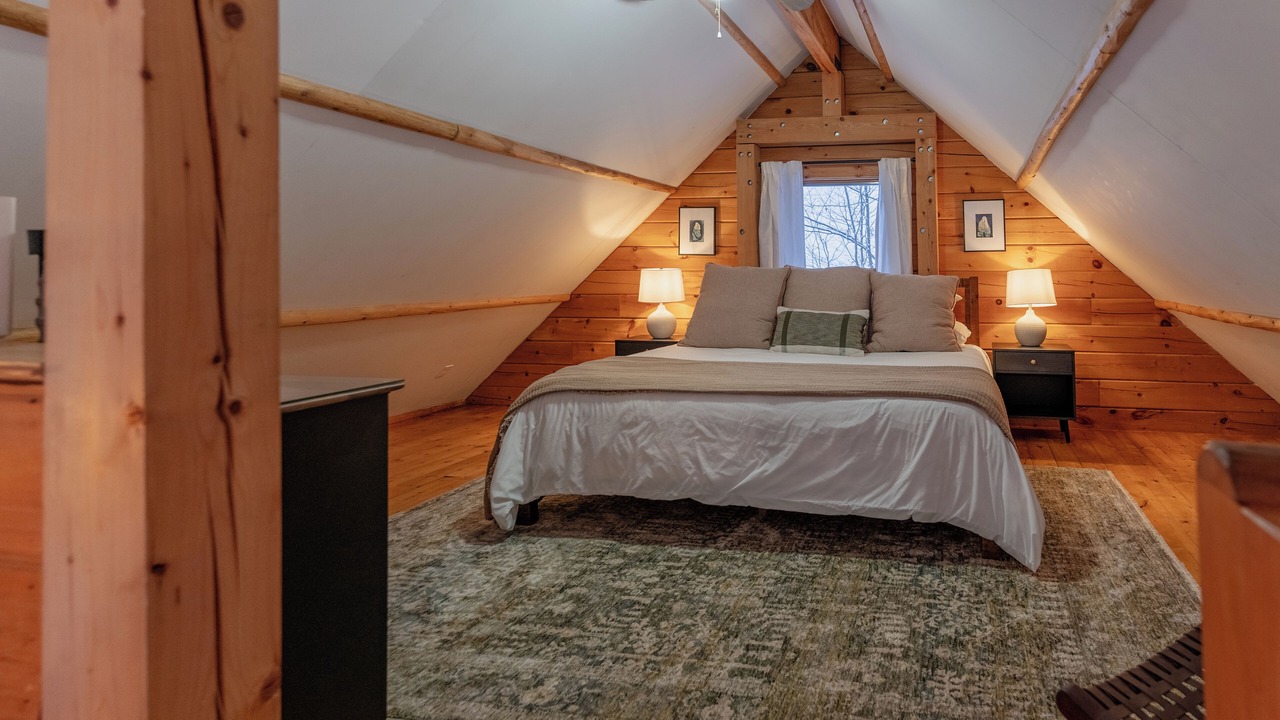Photo of Bedroom in Bellaire