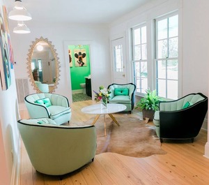 Stylish The Frenchie Boutique Hotel 