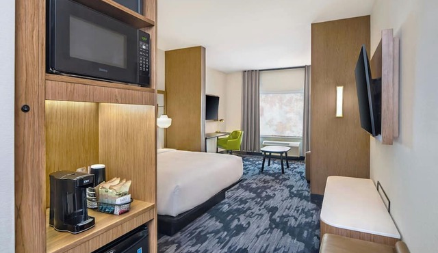 Fairfield Inn & Suites Gravenhurst Muskoka in Gravenhurst
