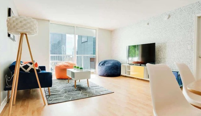 Ocean&City Views Lux Miami Brickell Sleeps 4 KngBd in Miami
