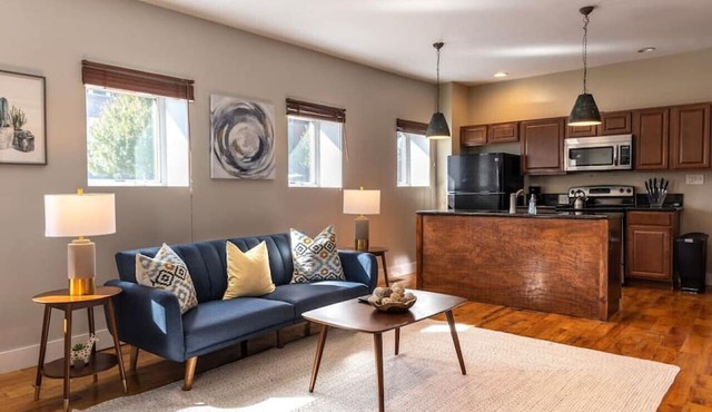 Broadway Suites - Stunning Downtown Condos in Cincinnati