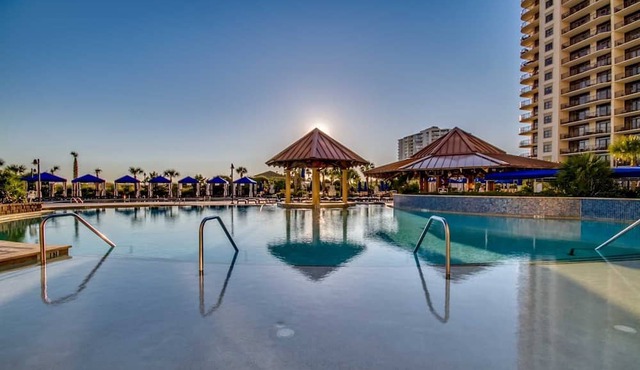 Stunning 6th Floor Oceanfront Condo at North Beach Resort & Villas - $300 FREE Activities Daily! in North Myrtle Beach