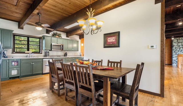 Private Lakefront Cabin | Hot Tub & Fire Pit | Pool Table | Close to Branson! in Kimberling City