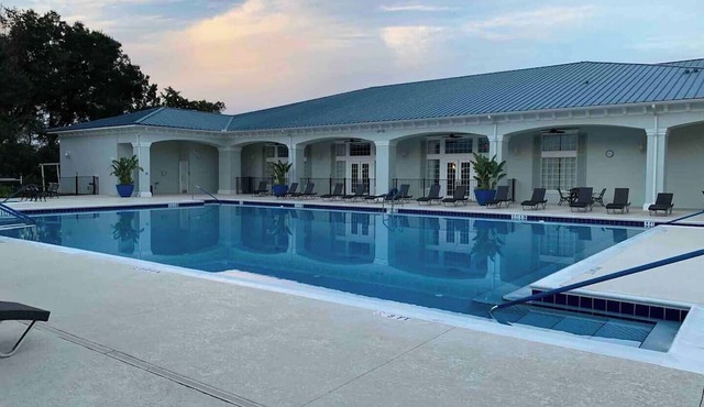 Charming 2-bedroom house in enchanting Ocala with AC in Ocala