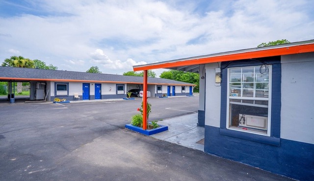 2 Full Beds|Non-Smoking in San-Antonio