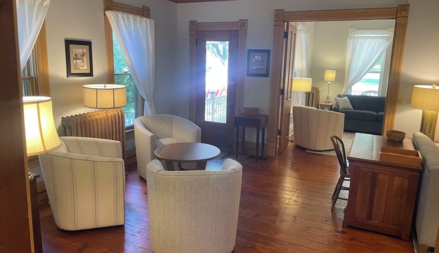 Come stay and relax at the Captain's House in Historic Vermilion Harbor Town. in Vermilion
