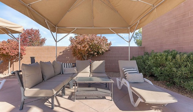 Villa #07 at Bloomington Country Club: Pool, Golf, Restaurant in St. George