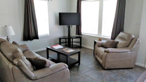 Campbell's Accommodations in Gull Lake