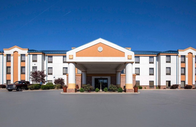Quality Inn 