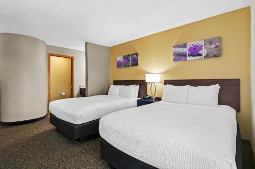 Inn Fayetteville North 